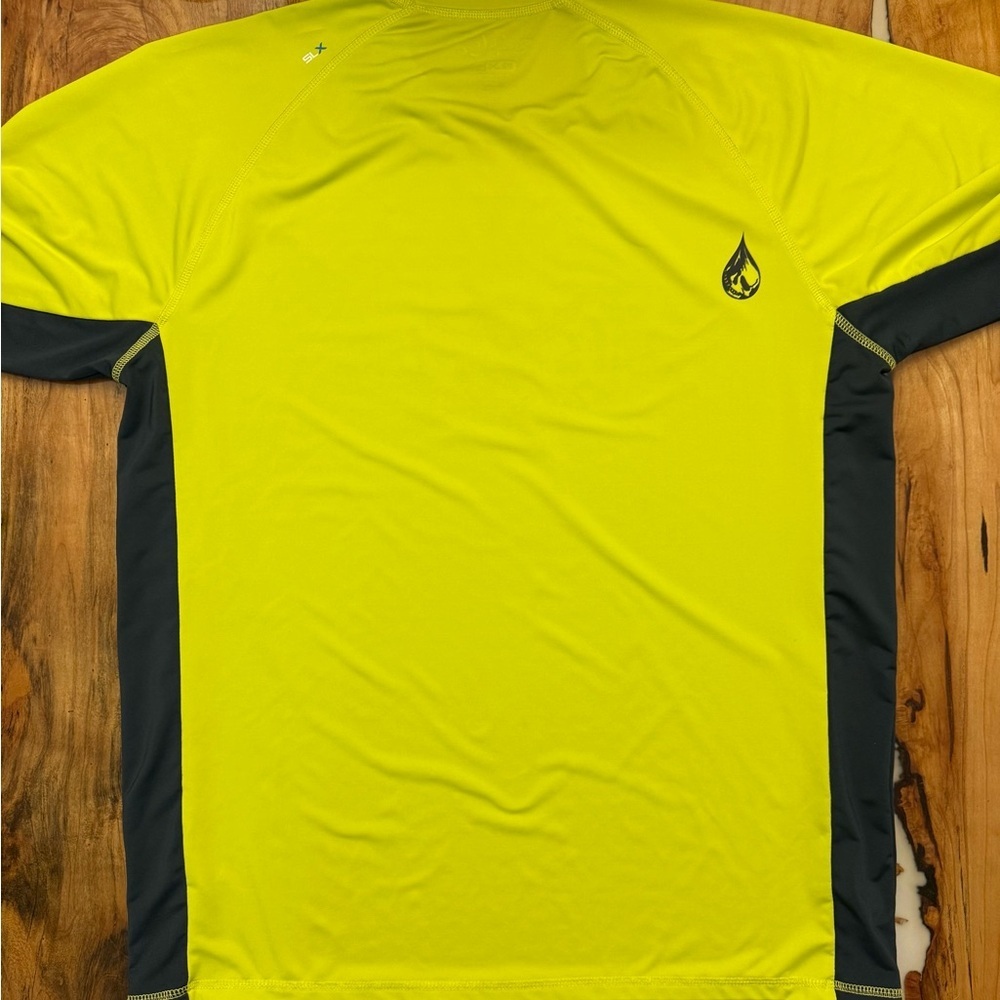 Salt Life SLX UPF 50 Men XL Neon Yellow Long Sleeve Fishing Rash Guard - Picture 4 of 9